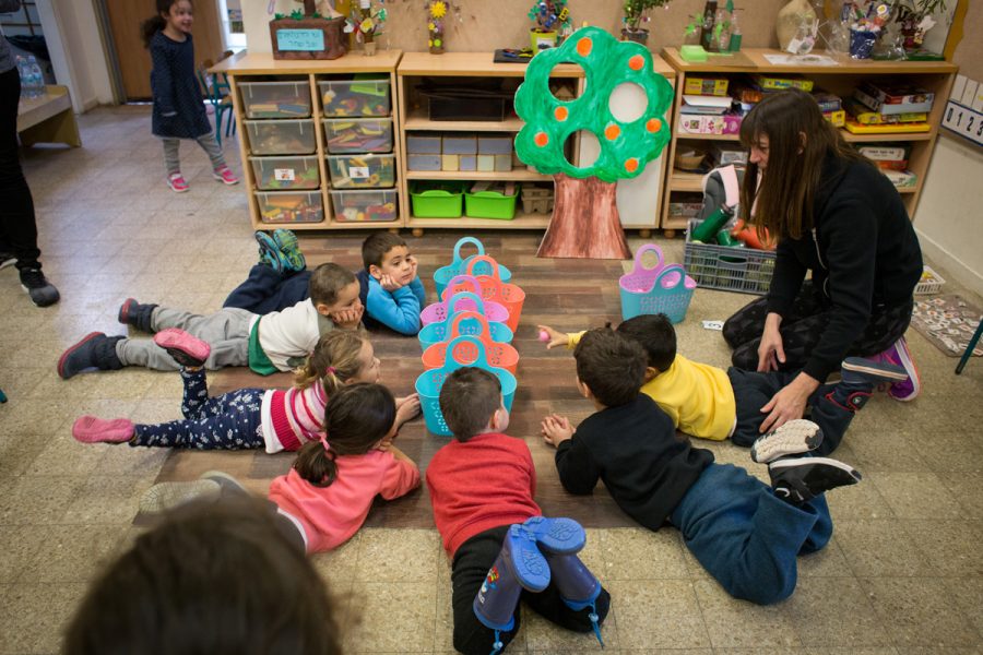 In Gan Pashosh and Gan Efroni the children are learning about the trees in the orchard, following The Abba Tree